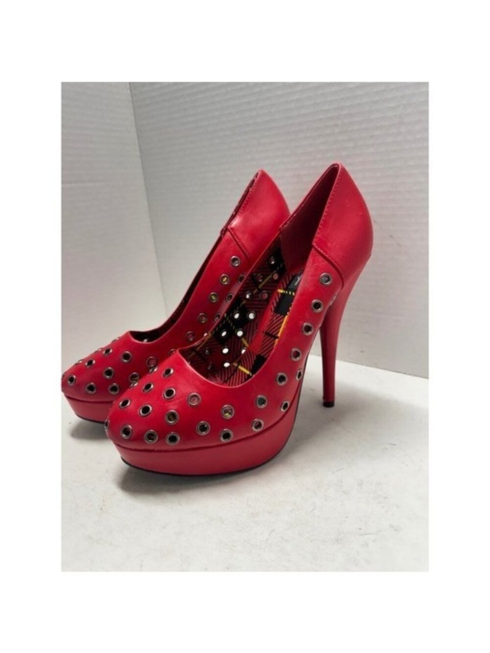 Abbey Dawn Y2k Avril Lavigne Red Grommet Platform Pumps Stiletto Heels Womens 11